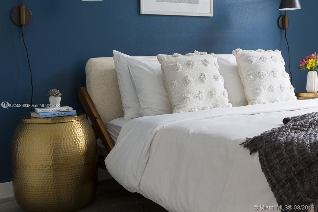 Recently Rented: $2,700 (2 beds, 2 baths, 1130 Square Feet)