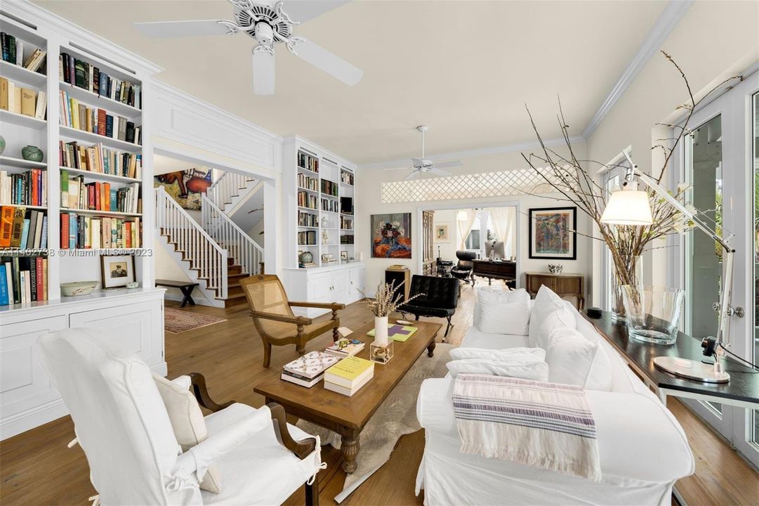 Active With Contract: $4,090,000 (4 beds, 4 baths, 3366 Square Feet)