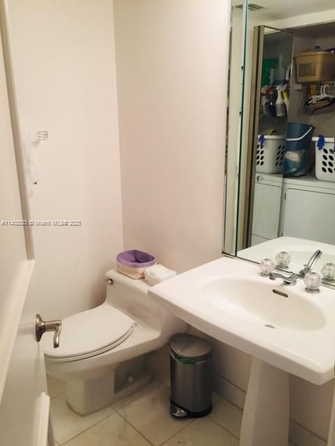 Recently Rented: $3,400 (2 beds, 2 baths, 1365 Square Feet)