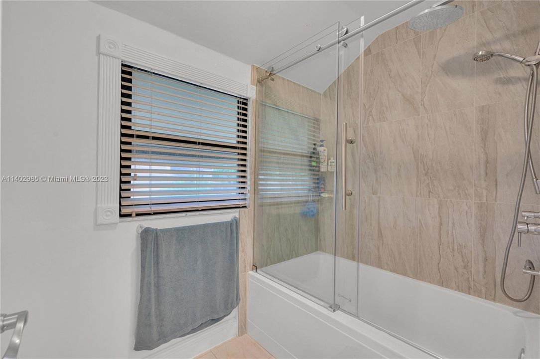 Vendido Recientemente: $550,000 (2 camas, 2 baños, 1578 Pies cuadrados)