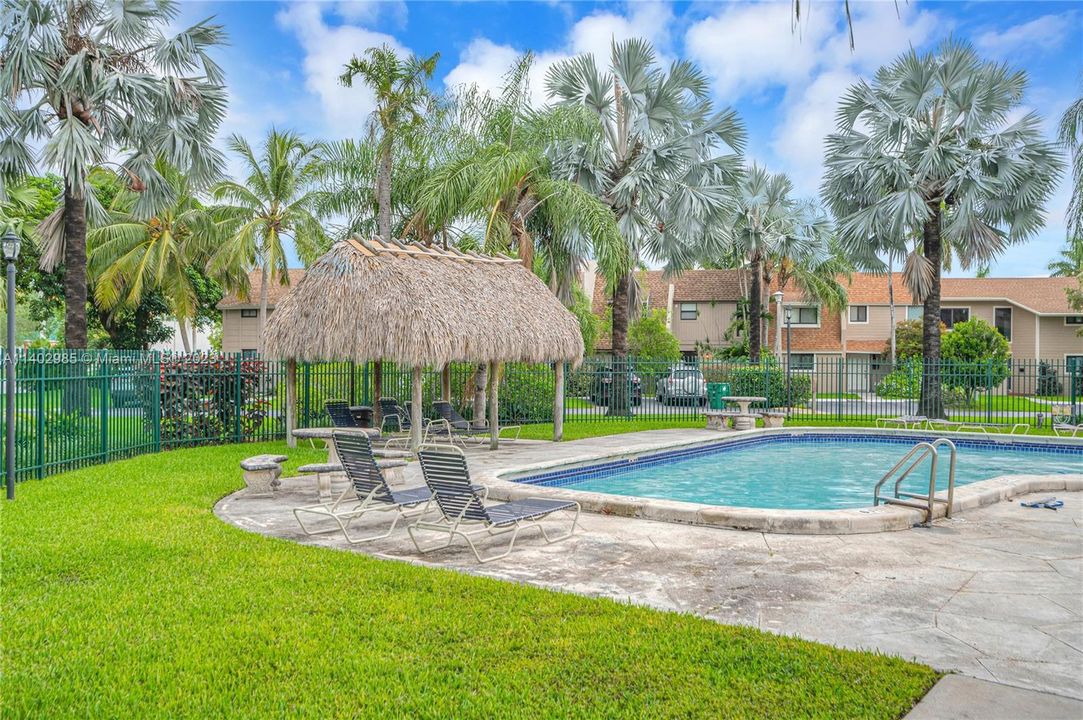 Vendido Recientemente: $550,000 (2 camas, 2 baños, 1578 Pies cuadrados)