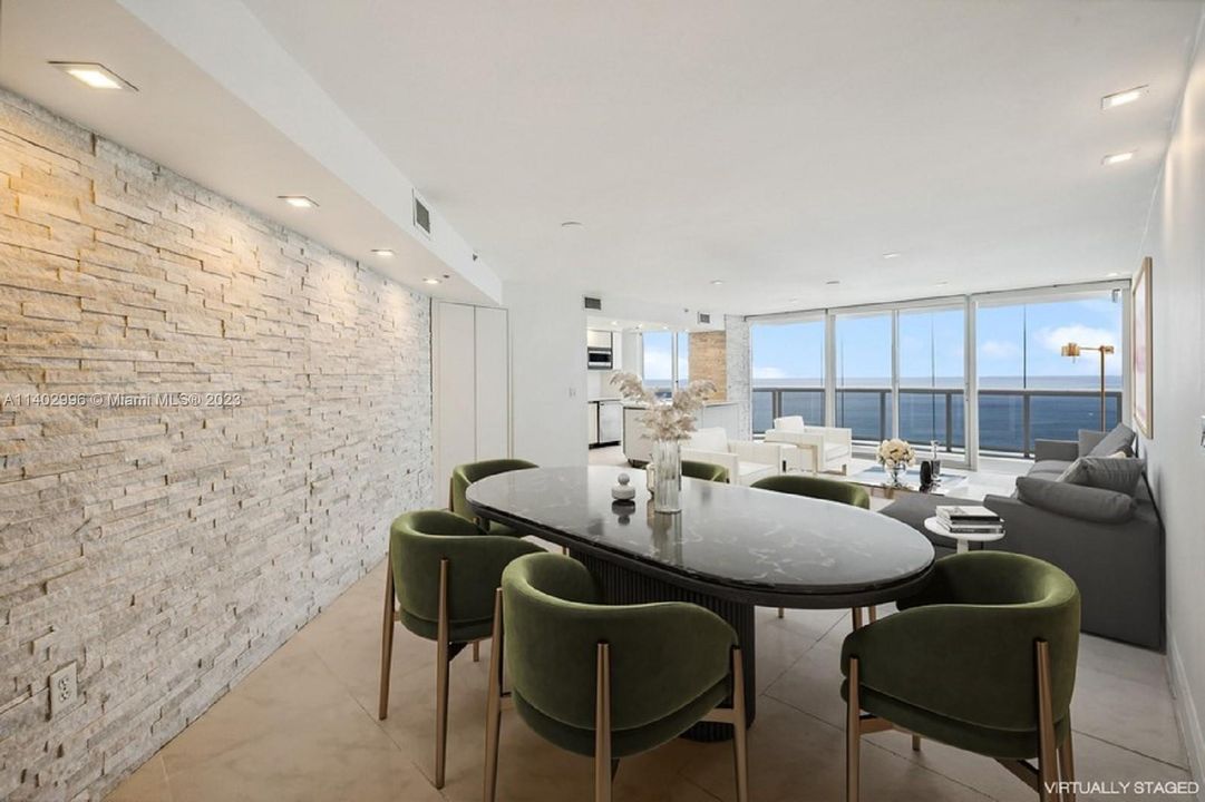 Vendido Recientemente: $1,499,000 (2 camas, 2 baños, 1400 Pies cuadrados)