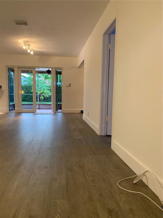 Recently Rented: $3,350 (3 beds, 2 baths, 1378 Square Feet)