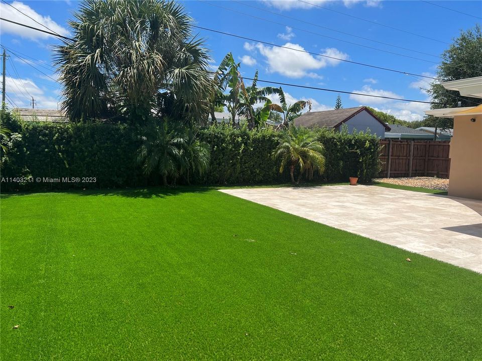 Recently Rented: $3,350 (3 beds, 2 baths, 1378 Square Feet)