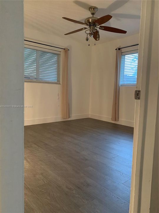 Recently Rented: $3,350 (3 beds, 2 baths, 1378 Square Feet)