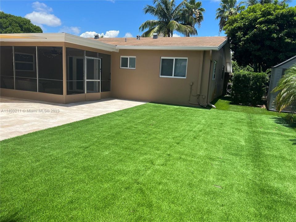 Recently Rented: $3,350 (3 beds, 2 baths, 1378 Square Feet)