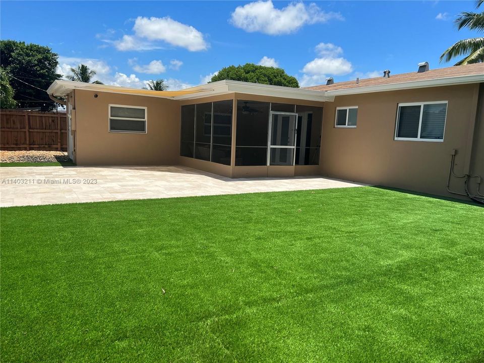 Recently Rented: $3,350 (3 beds, 2 baths, 1378 Square Feet)