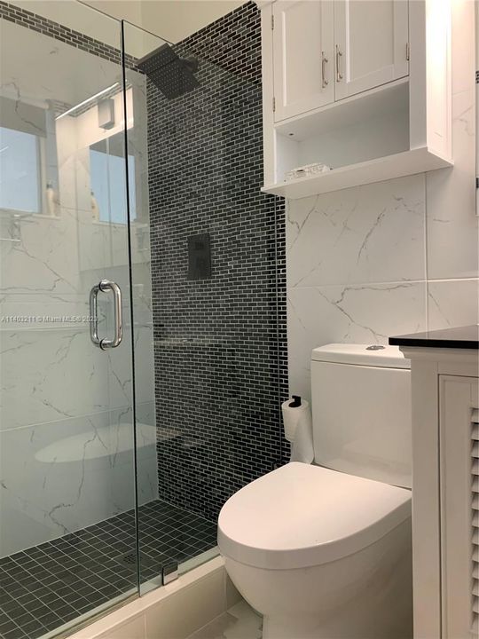 Recently Rented: $3,350 (3 beds, 2 baths, 1378 Square Feet)