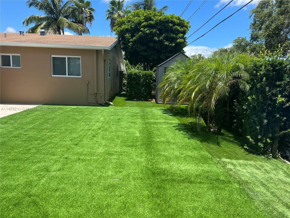 Recently Rented: $3,350 (3 beds, 2 baths, 1378 Square Feet)