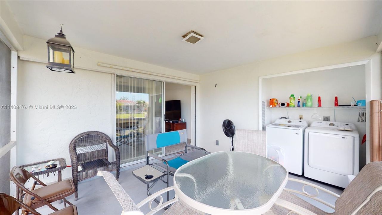 Recently Sold: $669,900 (0 beds, 0 baths, 2012 Square Feet)