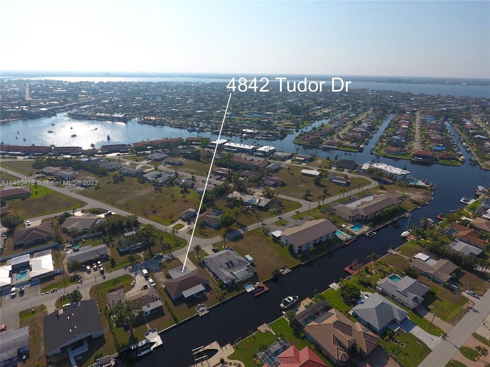 Recently Sold: $669,900 (0 beds, 0 baths, 2012 Square Feet)