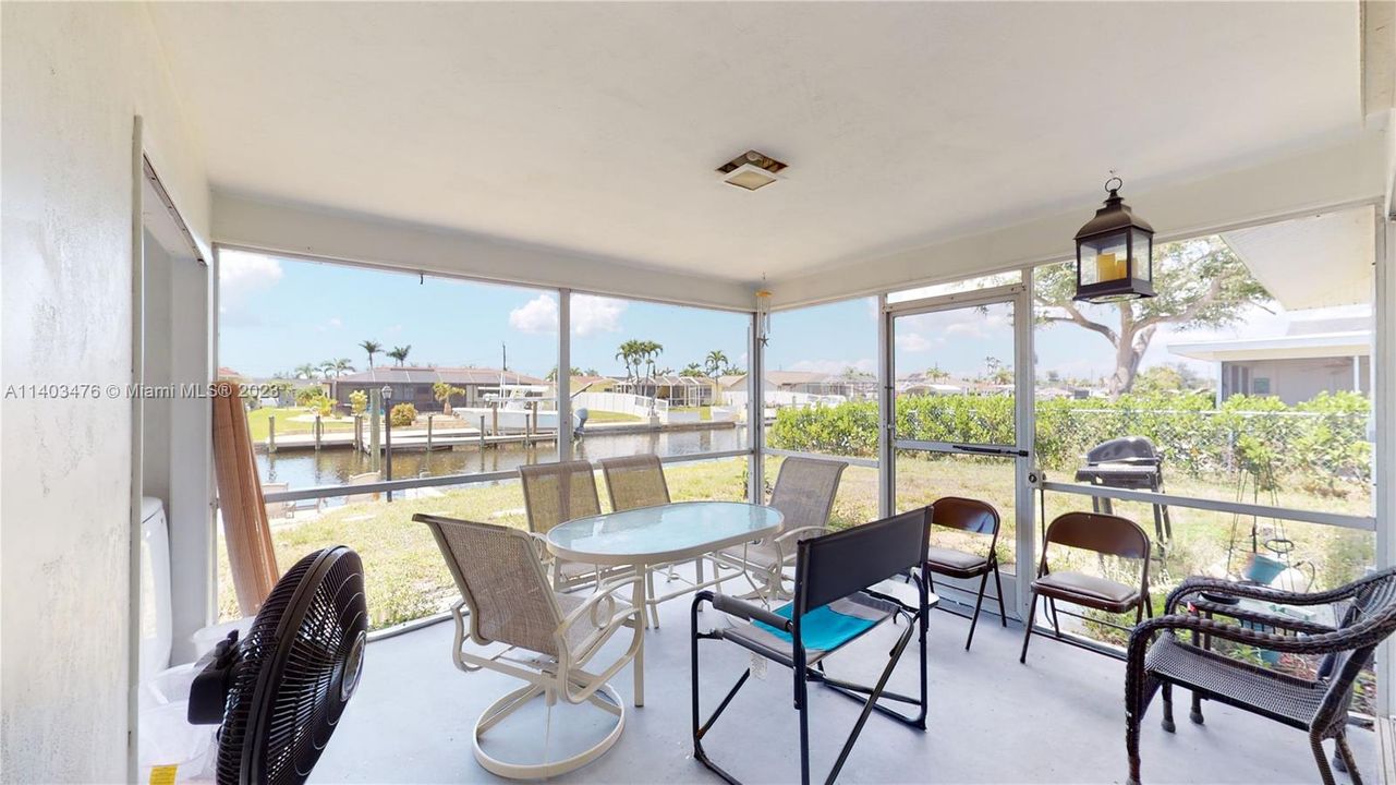 Recently Sold: $669,900 (0 beds, 0 baths, 2012 Square Feet)