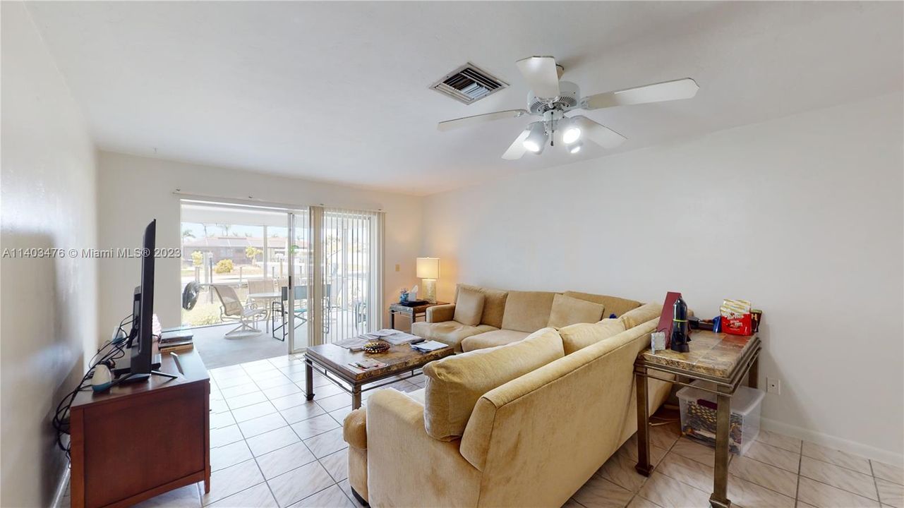 Recently Sold: $669,900 (0 beds, 0 baths, 2012 Square Feet)