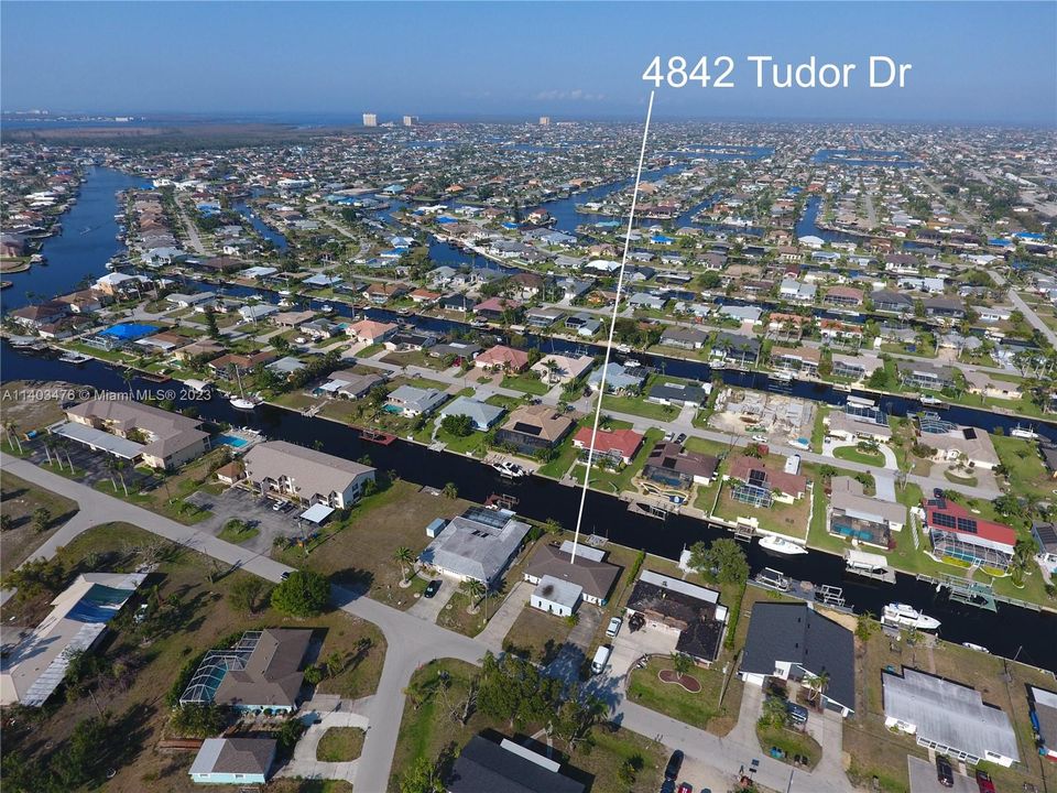 Recently Sold: $669,900 (0 beds, 0 baths, 2012 Square Feet)