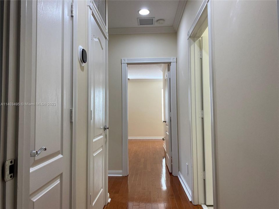 Recently Sold: $679,900 (3 beds, 3 baths, 1830 Square Feet)