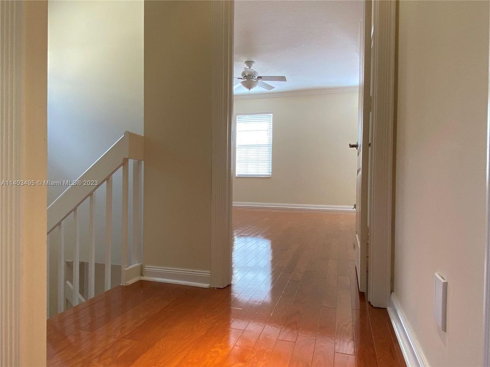 Recently Sold: $679,900 (3 beds, 3 baths, 1830 Square Feet)