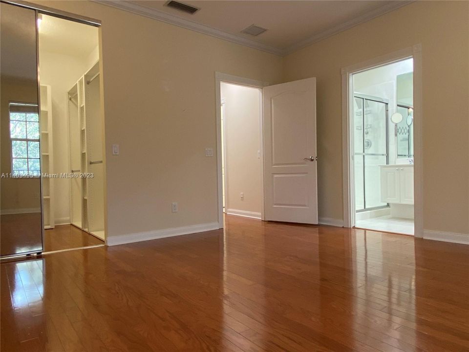 Recently Sold: $679,900 (3 beds, 3 baths, 1830 Square Feet)