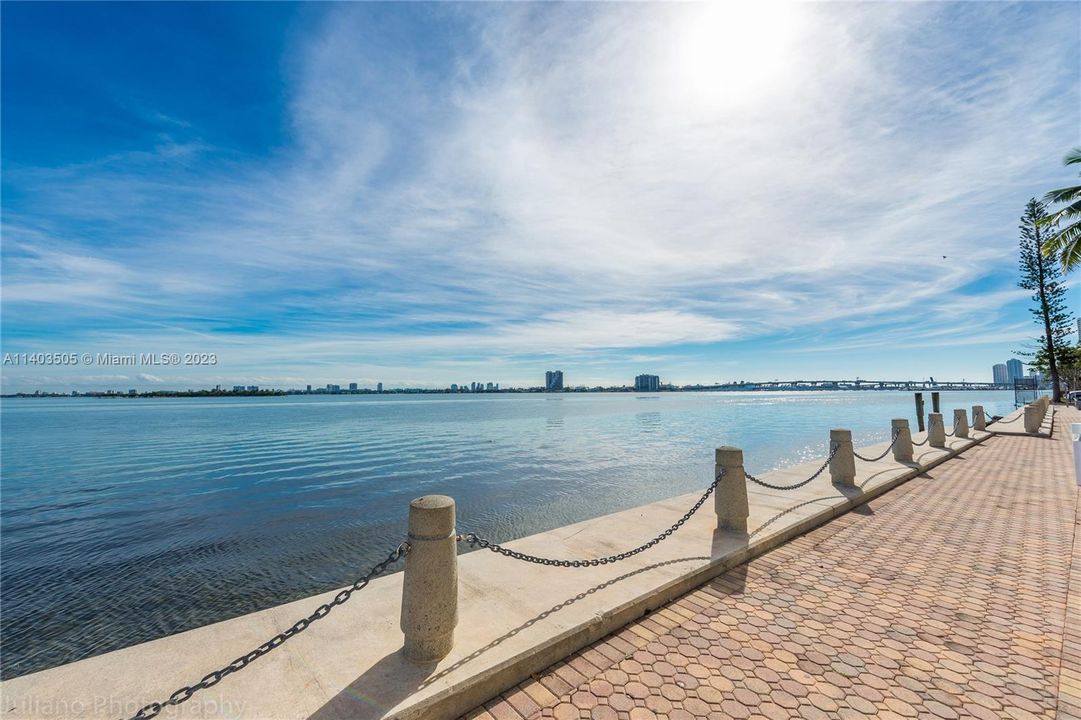 Recently Sold: $579,000 (1 beds, 2 baths, 950 Square Feet)