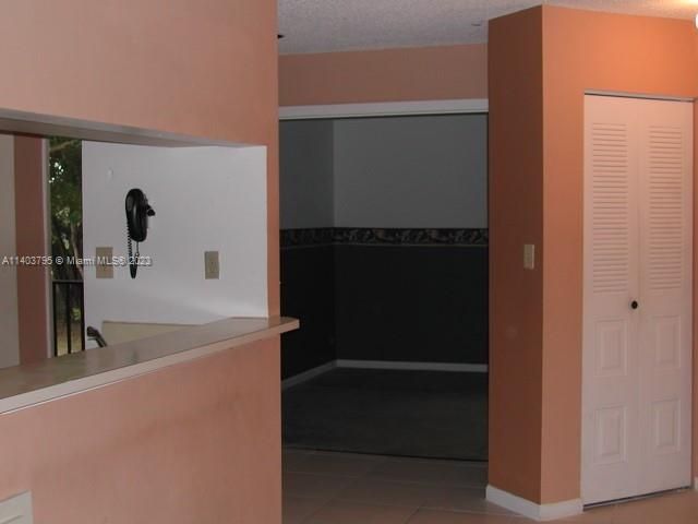 Recientemente alquilado: $2,300 (2 camas, 2 baños, 1224 Pies cuadrados)