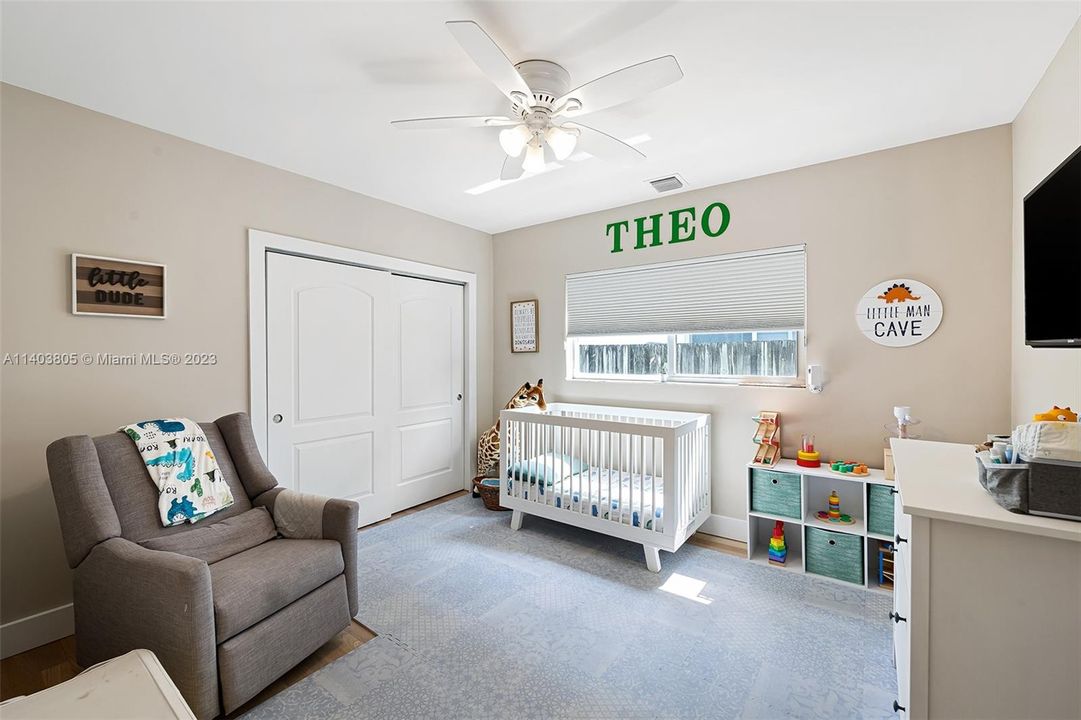 Recently Sold: $1,250,000 (4 beds, 2 baths, 2244 Square Feet)