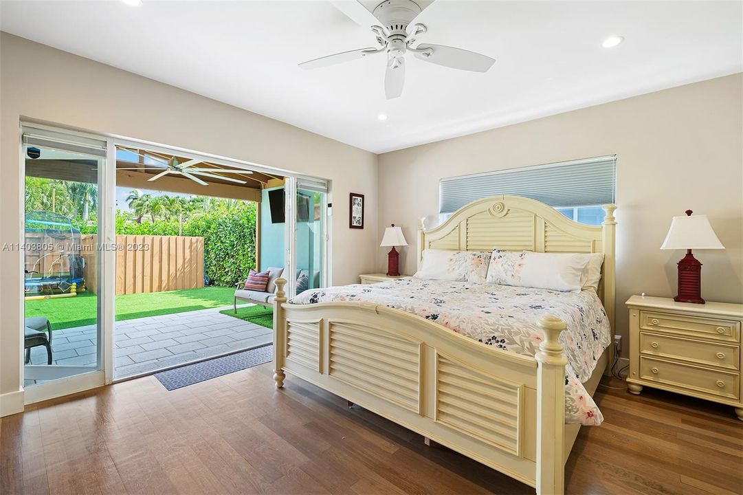 Recently Sold: $1,250,000 (4 beds, 2 baths, 2244 Square Feet)