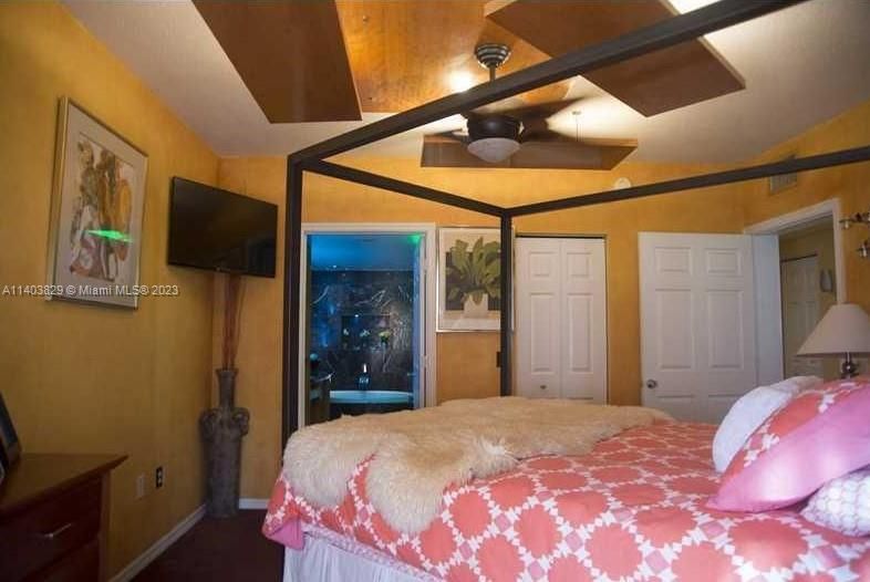 最近售出: $235,000 (2 贝兹, 2 浴室, 1276 平方英尺)