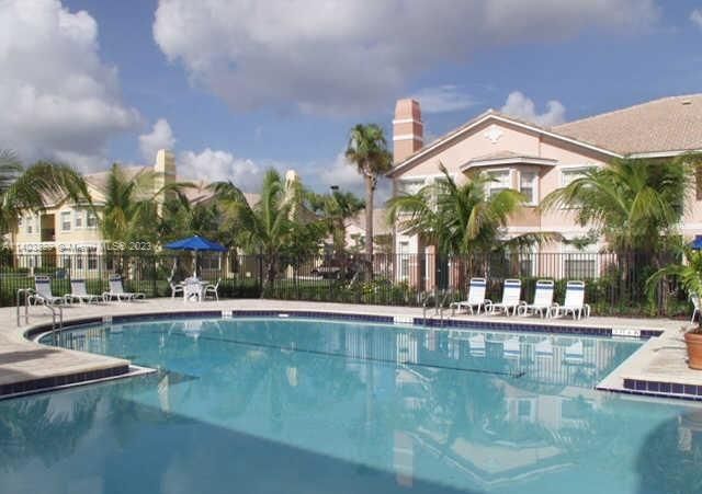 最近售出: $235,000 (2 贝兹, 2 浴室, 1276 平方英尺)