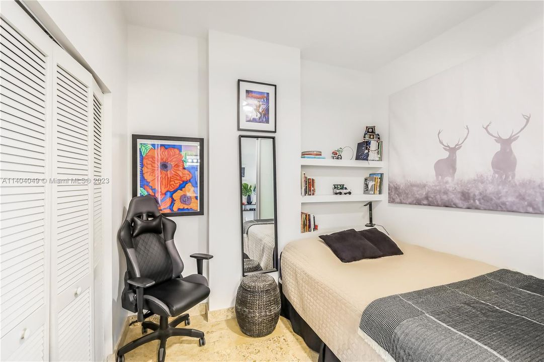 Recently Sold: $579,000 (1 beds, 2 baths, 950 Square Feet)