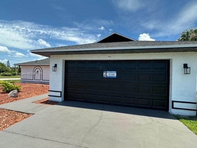 Recently Rented: $2,600 (4 beds, 2 baths, 1435 Square Feet)