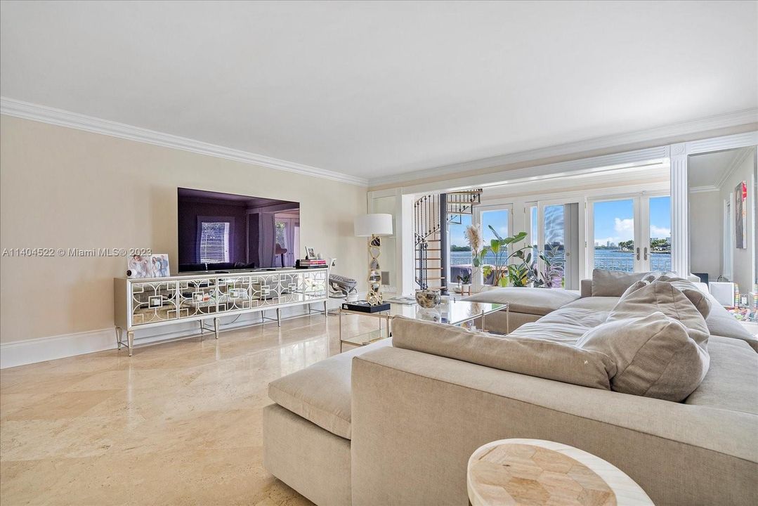 Недавно арендовано: $8,500 (3 спален, 4 ванн, 2818 Квадратных фут)