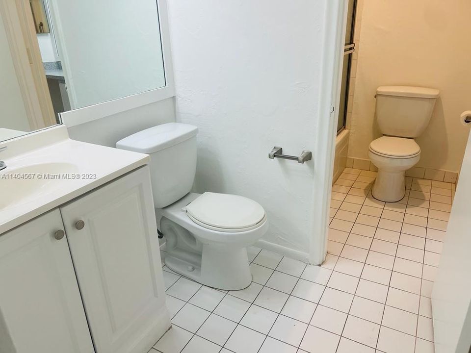 Recently Rented: $2,600 (2 beds, 2 baths, 1056 Square Feet)