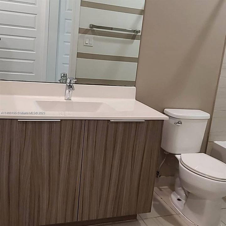 Recently Rented: $3,500 (3 beds, 2 baths, 1397 Square Feet)