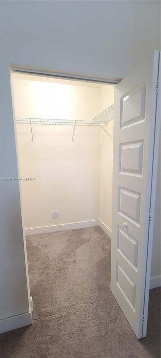 Recently Rented: $3,500 (3 beds, 2 baths, 1397 Square Feet)