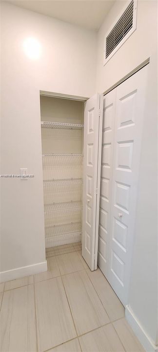 Recently Rented: $3,500 (3 beds, 2 baths, 1397 Square Feet)