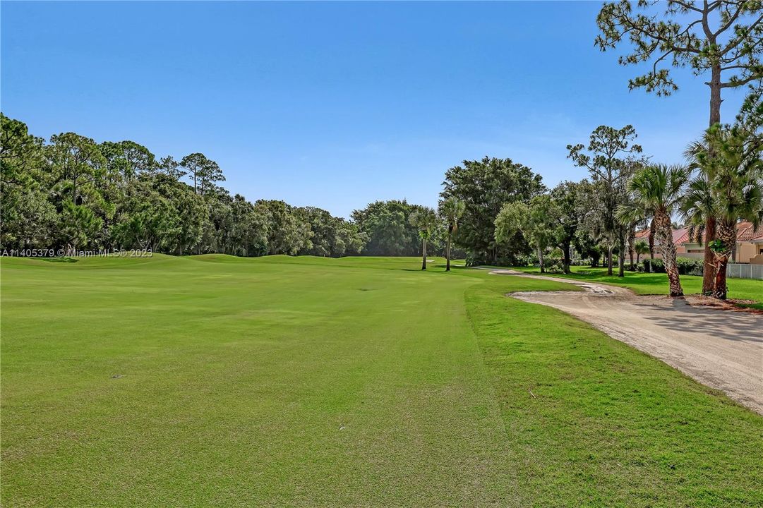 Recently Sold: $599,000 (3 beds, 2 baths, 2000 Square Feet)