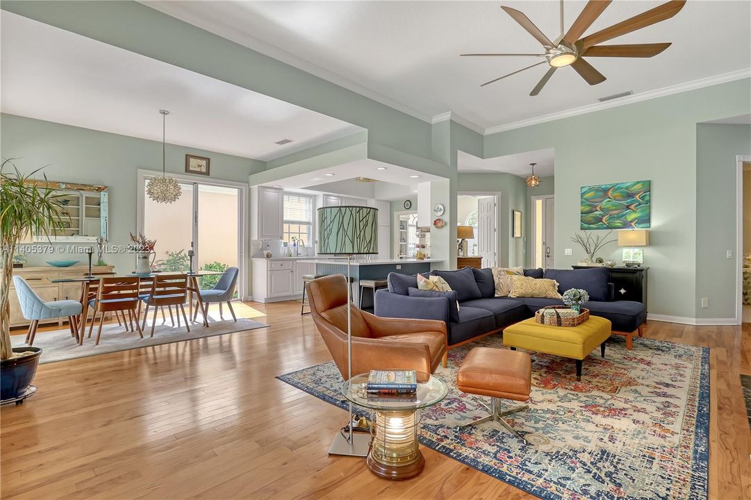 Recently Sold: $599,000 (3 beds, 2 baths, 2000 Square Feet)
