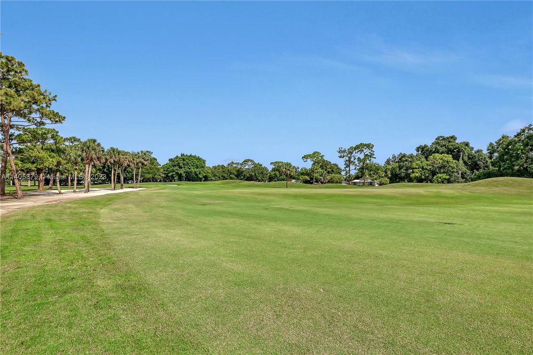 Recently Sold: $599,000 (3 beds, 2 baths, 2000 Square Feet)