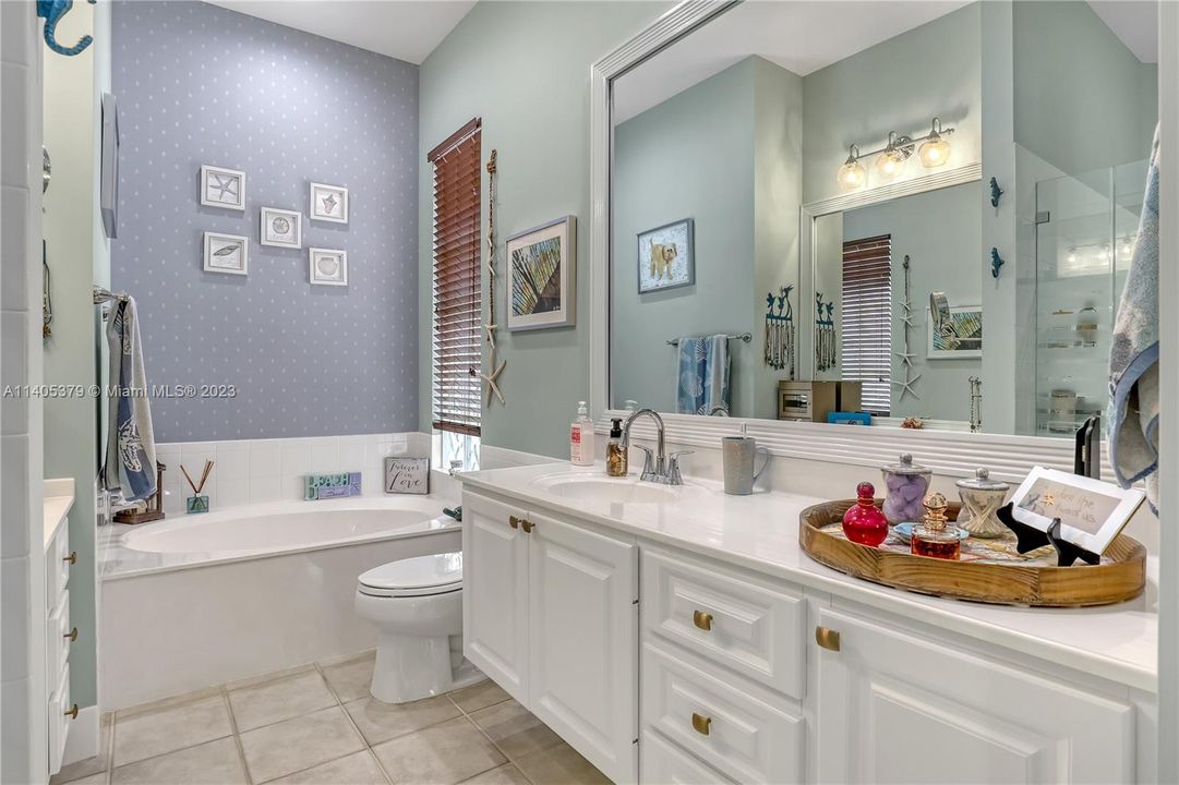 Recently Sold: $599,000 (3 beds, 2 baths, 2000 Square Feet)