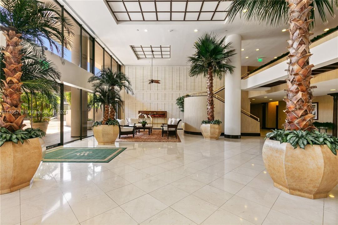 Recently Sold: $960,000 (2 beds, 2 baths, 1547 Square Feet)