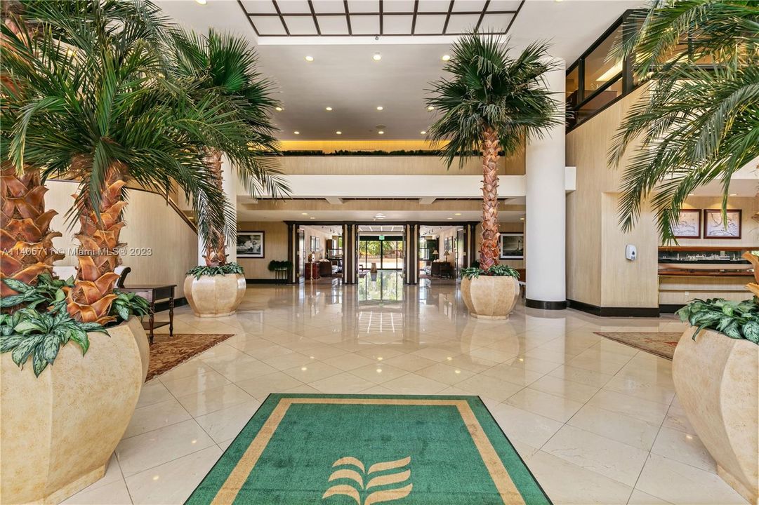 Recently Sold: $960,000 (2 beds, 2 baths, 1547 Square Feet)