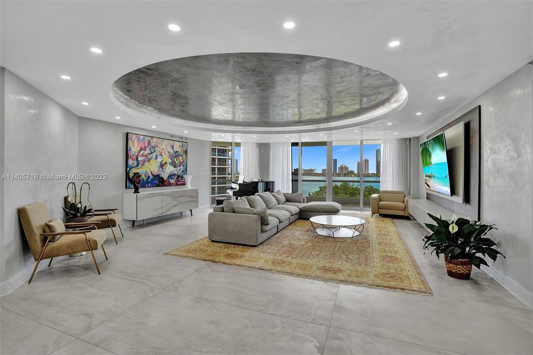 Недавно продано: $3,000,000 (4 спален, 4 ванн, 3340 Квадратных фут)