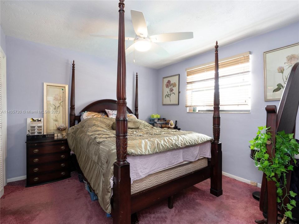 Recently Sold: $525,000 (3 beds, 3 baths, 2115 Square Feet)