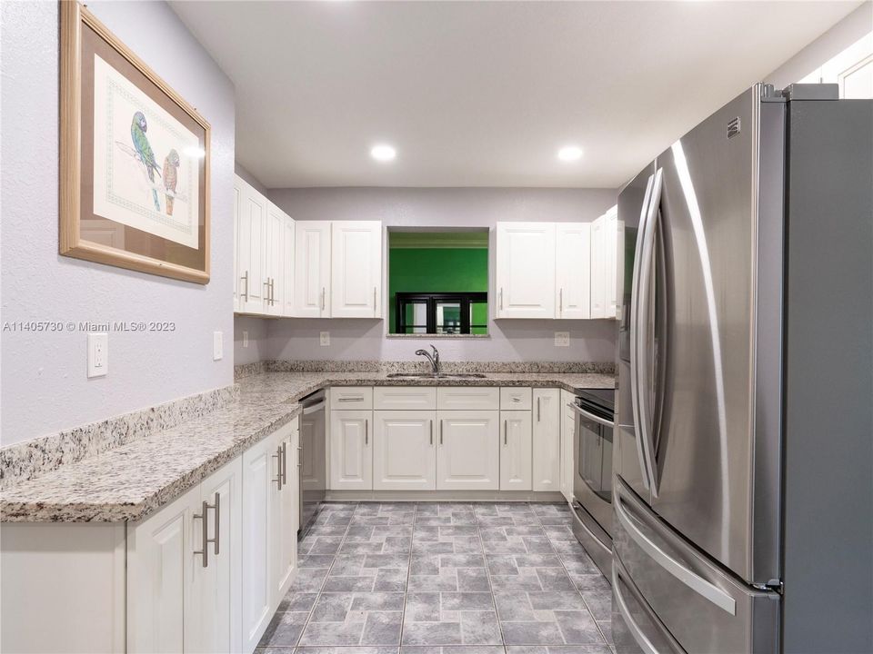 Recently Sold: $525,000 (3 beds, 3 baths, 2115 Square Feet)