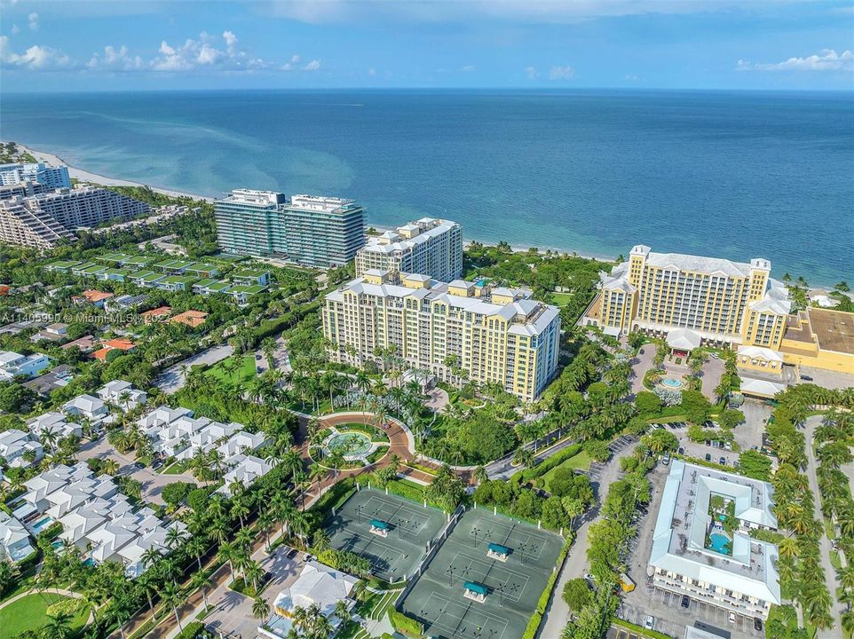 Recently Sold: $2,900,000 (2 beds, 3 baths, 2570 Square Feet)