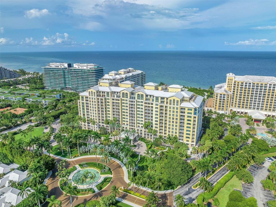 Recently Sold: $2,900,000 (2 beds, 3 baths, 2570 Square Feet)