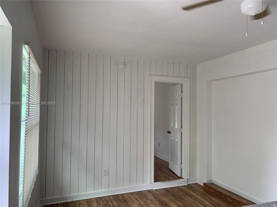 Recently Rented: $1,200 (1 beds, 1 baths, 1513 Square Feet)