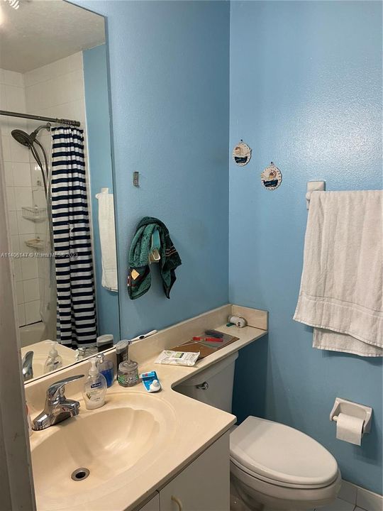 Recently Rented: $2,300 (2 beds, 2 baths, 1250 Square Feet)