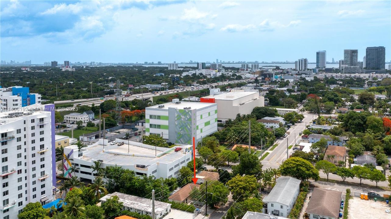 Recently Sold: $750,000 (0 beds, 0 baths, 1496 Square Feet)