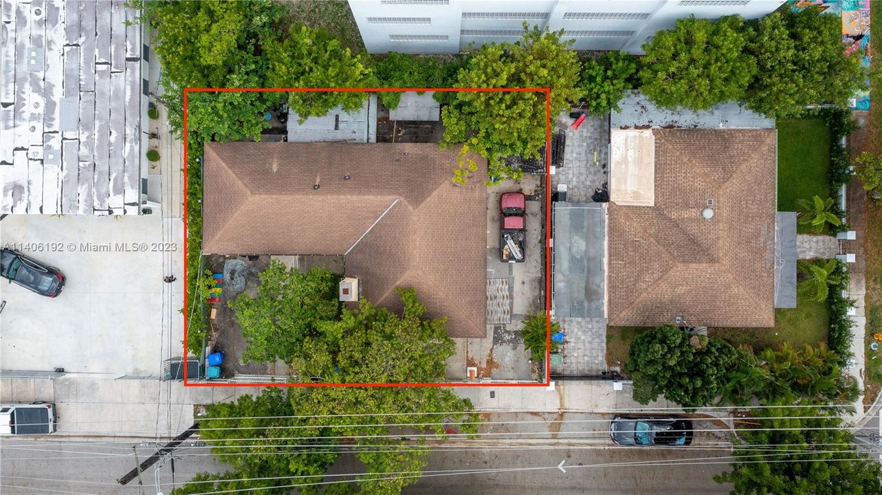 Recently Sold: $750,000 (0 beds, 0 baths, 1496 Square Feet)