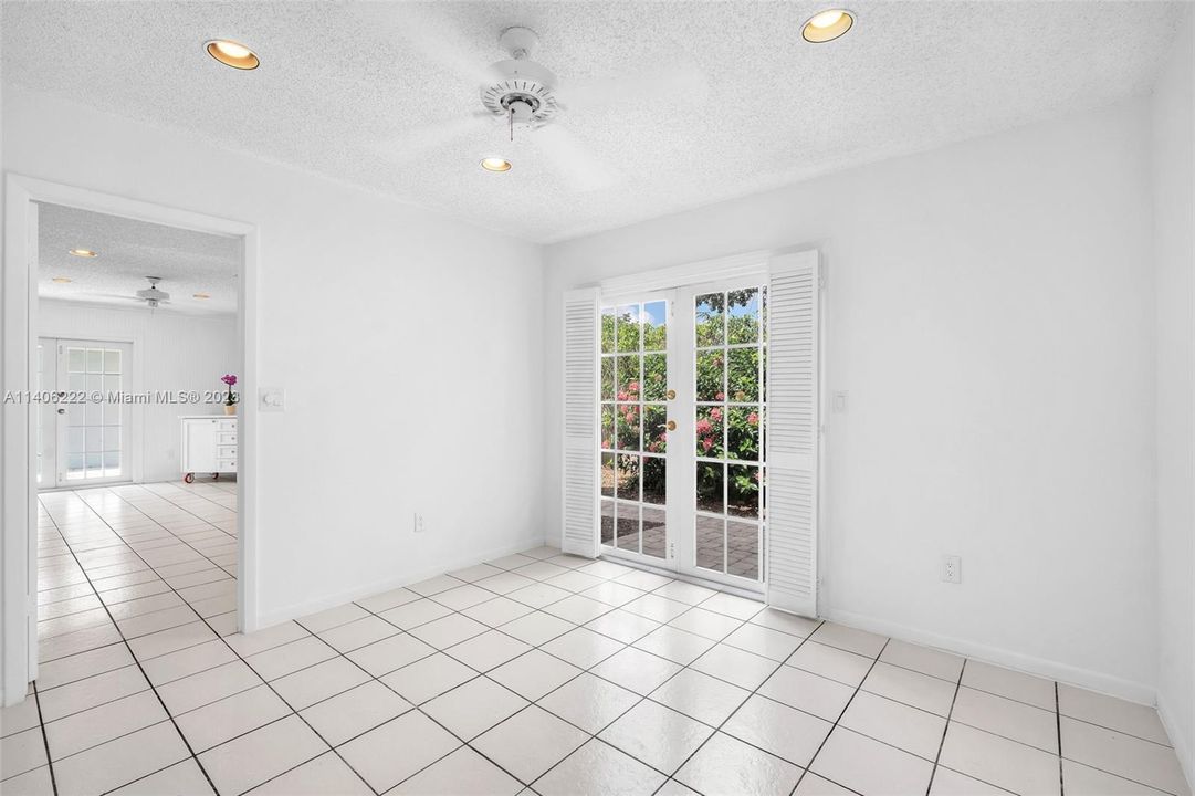 Sitting area/office/home gym or extra room next to master bedroom.